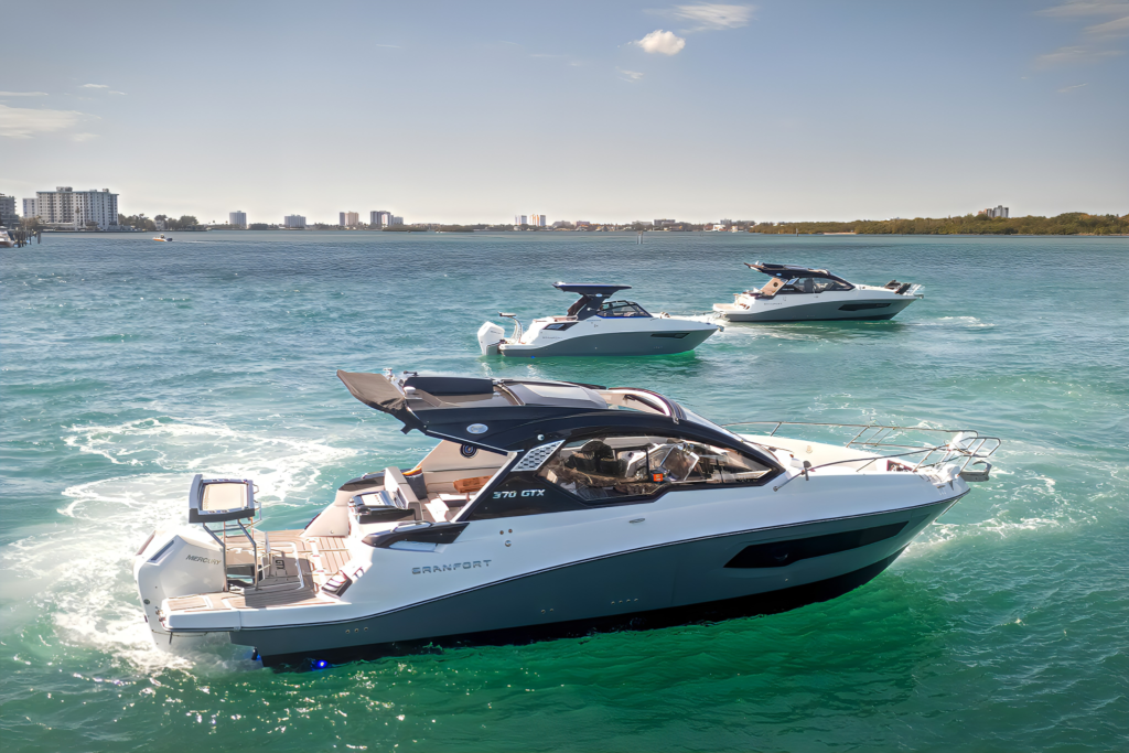 Cabin Cruiser vs Express Cruiser: What’s Best for You? 3boat 4 (1) edited 1 2