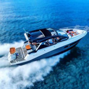 370 GTX Boat