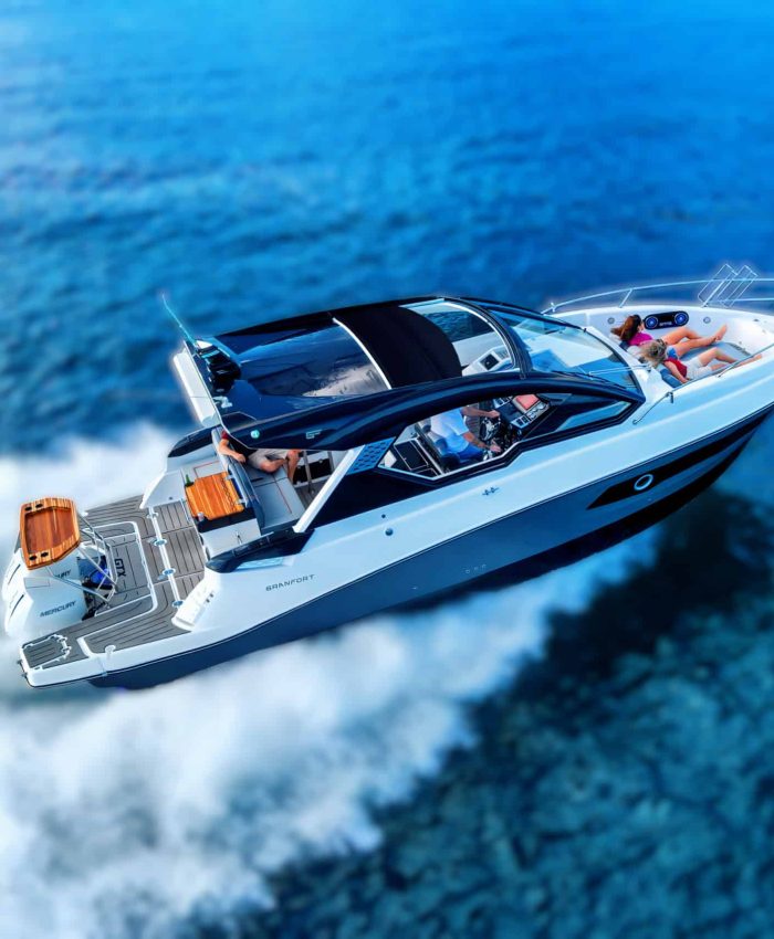 370 GTX Boat