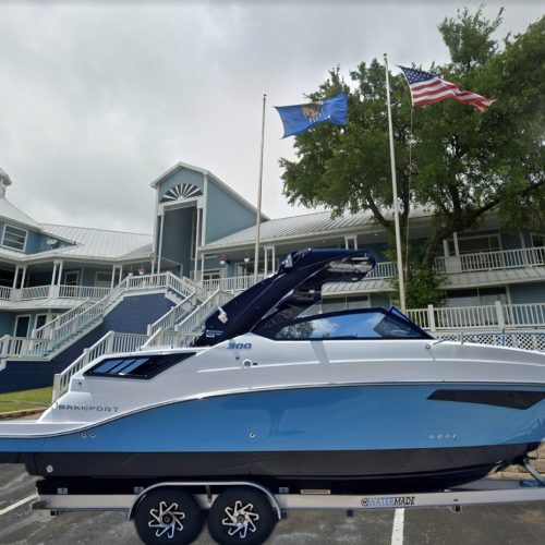 Plano Marine 300 GTS